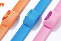 IoTウェアラブルデバイス『Moffバンド』